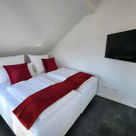 Neu! Ihr Ticket Ins Blaue - Rooftop-ferienwohnung Am Kurpark Appartement *